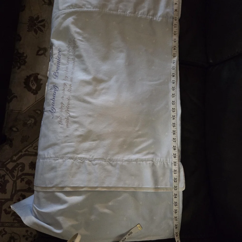 Agabang Premiere Embroidered Duvet